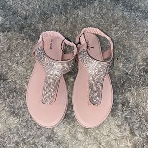 Pink sanford size 7/8